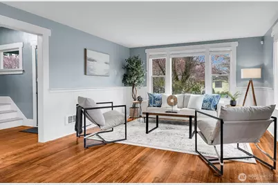 2110 Virginia Avenue, Everett, WA 98201 - Photo 3