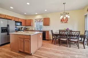 11417 185th St E, Puyallup, WA 98374 - Photo 5