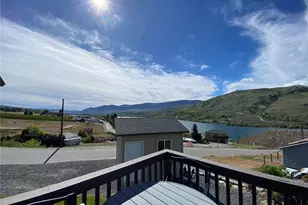 986 Highline Dr, East Wenatchee, WA 98802 - Photo 13