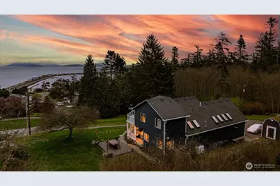 2011 Sandusky Road, Oak Harbor, WA 98277 - Photo 3