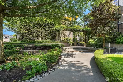 122 S State Street #207 E, Kirkland, WA 98033 - Photo 19