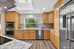 6730 NE 202nd St, Kenmore, WA 98028 - Photo 9