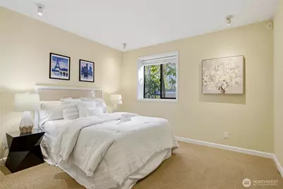 1619 102nd Place NE #B-2, Bellevue, WA 98004 - Photo 19