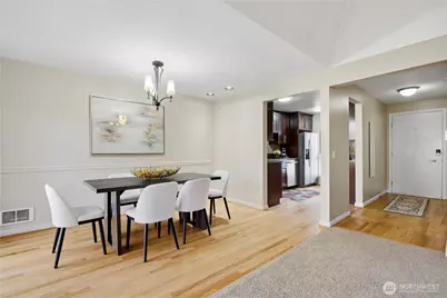 1619 102nd Place NE #B-2, Bellevue, WA 98004 - Photo 13