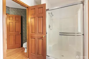 20528 NE Union Hill Rd, Redmond, WA 98053 - Photo 23