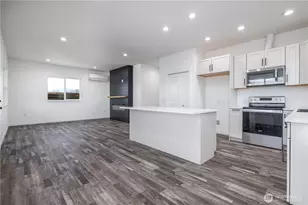 235 Morton St, Sumas, WA 98295 - Photo 9