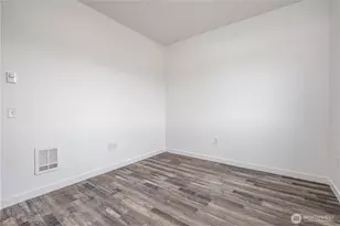 235 Morton St, Sumas, WA 98295 - Photo 25