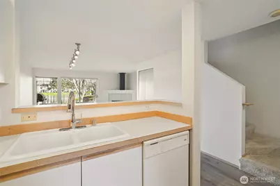 23628 55th Place S #15-3, Kent, WA 98032 - Photo 9