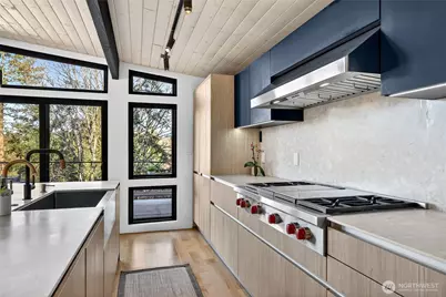 2332 128th Avenue SE, Bellevue, WA 98005 - Photo 11