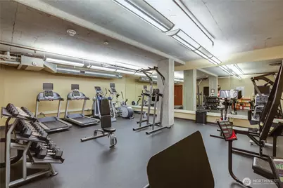 2720 3rd Avenue #705, Seattle, WA 98121 - Photo 31