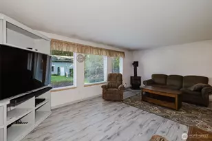 4329 SW Weyers Ln, Port Orchard, WA 98367 - Photo 5