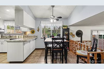 9505 29th Street Court E, Edgewood, WA 98371 - Photo 15