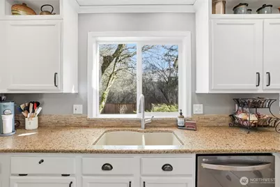 7032 Cavalier Street SW, Olympia, WA 98512 - Photo 9