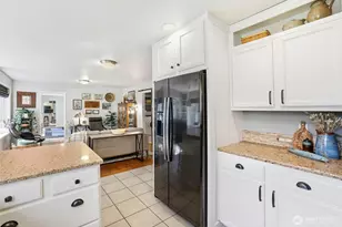 7032 Cavalier St SW, Olympia, WA 98512 - Photo 11