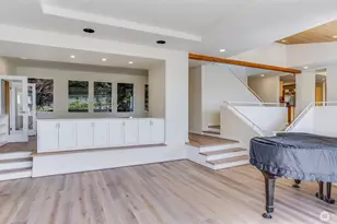 8158 W Mercer Way, Mercer Island, WA 98040 - Photo 19