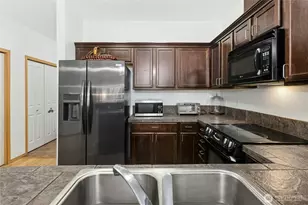 1736 10th Ave NE, Issaquah, WA 98209 - Photo 5