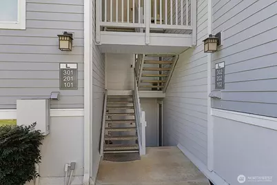 14206 NE 181st Place #L202, Woodinville, WA 98072 - Photo 5