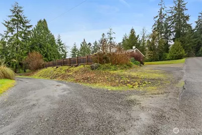 1346 W Third Street, South Bend, WA 98586 - Photo 29