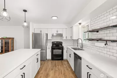 1346 W Third Street, South Bend, WA 98586 - Photo 9