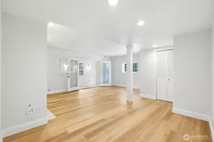 16714 SE Newport Way, Bellevue, WA 98006 - Photo 15