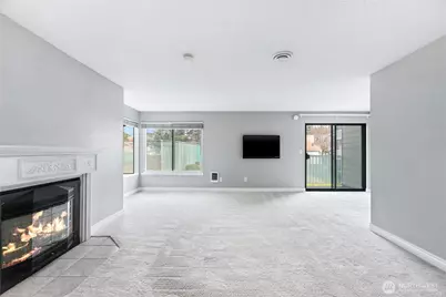 2409 S 222nd Street #B16, Des Moines, WA 98198 - Photo 15