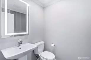 2409 S 222nd St, Des Moines, WA 98198 - Photo 13