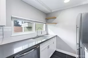 2409 S 222nd St, Des Moines, WA 98198 - Photo 9