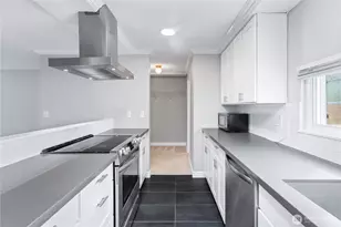 2409 S 222nd St, Des Moines, WA 98198 - Photo 11