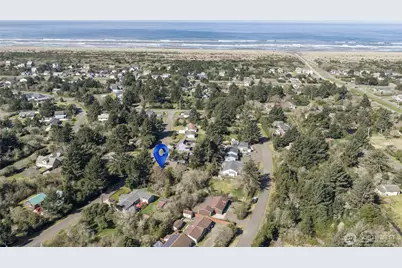248 Wishkah Street, Ocean Shores, WA 98569 - Photo 1