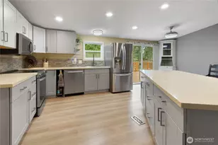 20903 130th St Ct E, Bonney Lake, WA 98391 - Photo 7