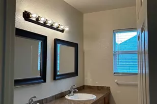 302 Crawford, Kelso, WA 98626 - Photo 11