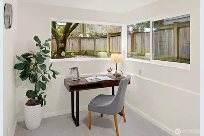 7038 Cleopatra Place NW, Seattle, WA 98117 - Photo 19