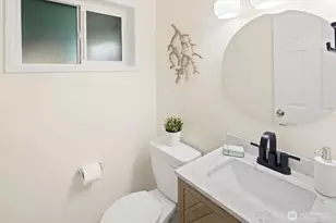 7038 Cleopatra Pl NW, Seattle, WA 98117 - Photo 23