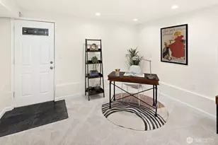 7038 Cleopatra Pl NW, Seattle, WA 98117 - Photo 25