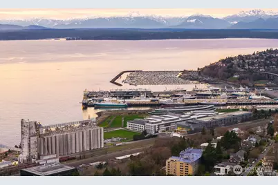 275 W Roy Street #412, Seattle, WA 98119 - Photo 25