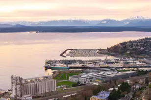 275 W Roy St, Seattle, WA 98119 - Photo 25