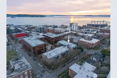 275 W Roy Street #412, Seattle, WA 98119 - Photo 29