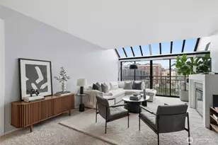 275 W Roy St, Seattle, WA 98119 - Photo 3