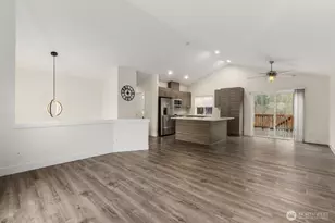 21659 SE 239th Pl, Maple Valley, WA 98038 - Photo 5