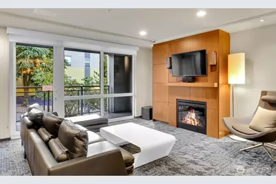 76 Cedar Street #808, Seattle, WA 98121 - Photo 3