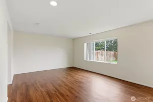 4244 E Roosevelt Ave, Tacoma, WA 98404 - Photo 3