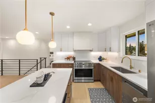 2518 36th Ave W, Seattle, WA 98199 - Photo 11