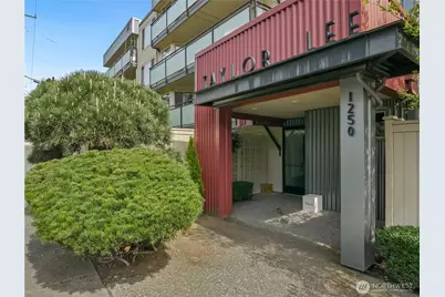 1250 Taylor Avenue N #105, Seattle, WA 98109 - Photo 3