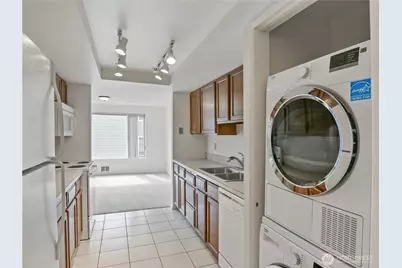 1250 Taylor Avenue N #105, Seattle, WA 98109 - Photo 15