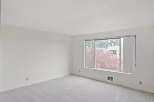 1250 Taylor Ave N, Seattle, WA 98109 - Photo 17