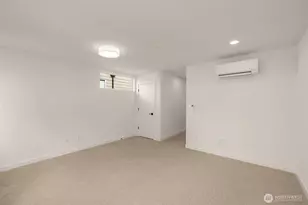 914 B 15th Ave, Seattle, WA 98122 - Photo 13