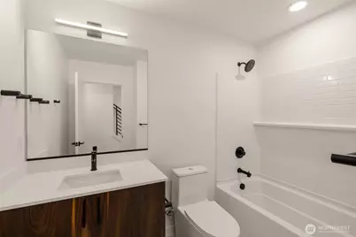 914 B 15th Avenue, Seattle, WA 98122 - Photo 21