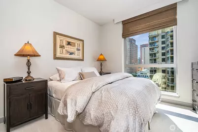 10650 NE 9th Place #1122, Bellevue, WA 98004 - Photo 5