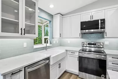 5824 Olive Avenue NE, Bremerton, WA 98311 - Photo 5