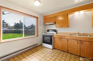 20322 22nd Ave NE, Shoreline, WA 98155 - Photo 11